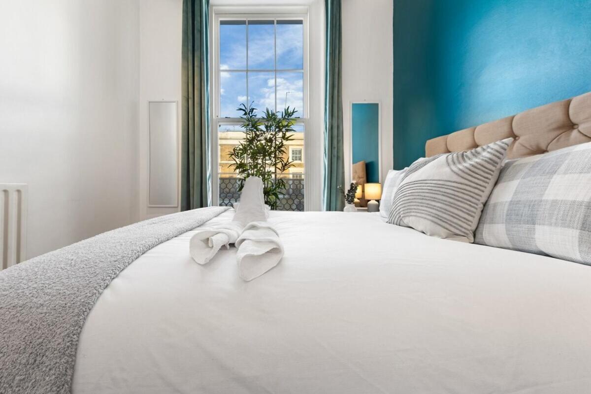 Apartamento Luxurious 3 Bedroom Flat With Balcony In Kensington For 7 Next To Station Near Harrods Londres